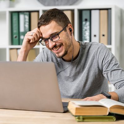 900€ - Acceso completo al primer año